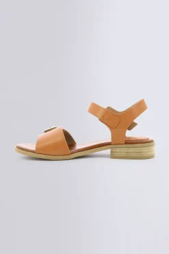 Kickers Sandales Et Nu-Pieds-Bucidi Camel