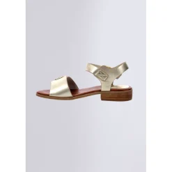 Kickers Sandales Et Nu-Pieds-Bucidi Or